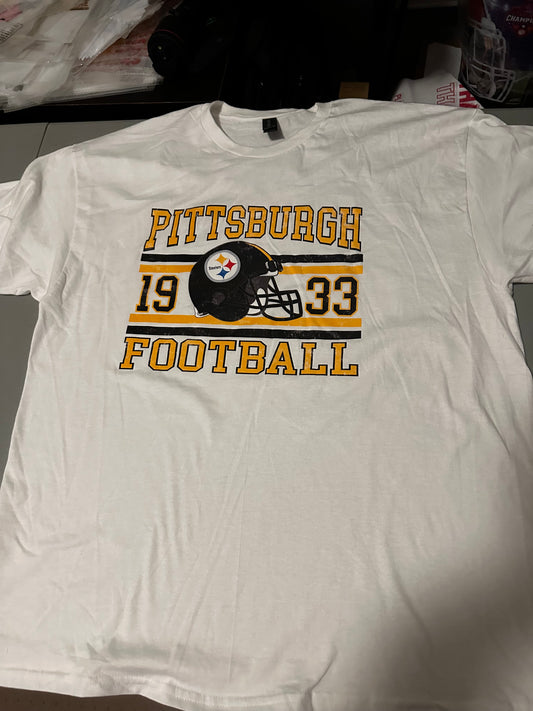 Medium White Pittsburgh