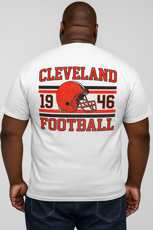 Cleveland Football Men’s 3XL White pocket tee(design on the back )